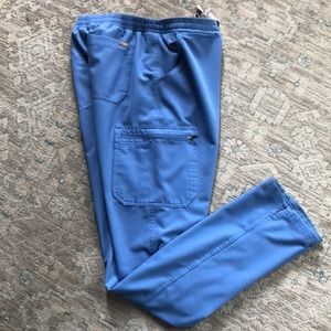 YOLA Tall Skinny Figs scrub pant in ceil